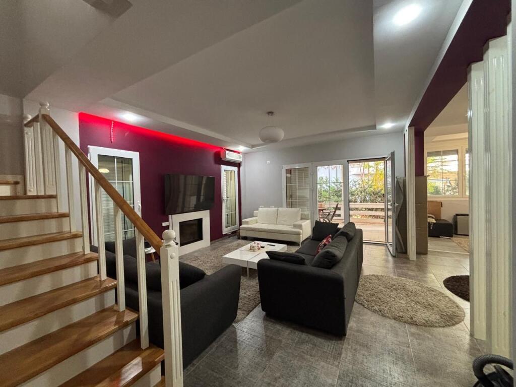 Villa for Sale – Lura, Lalzi Bay