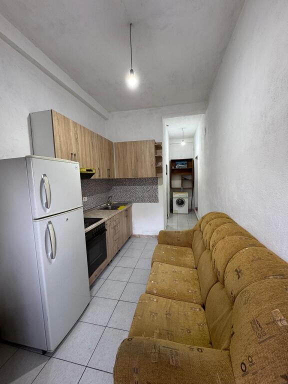 !!!Primo Piano di una Casa Privata in Affitto – Don Bosko (Moschea)!!!