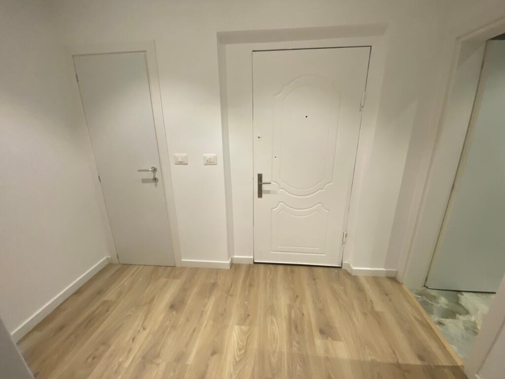 1+1,furnished at the former drr restaurant,price 500 thousand leke