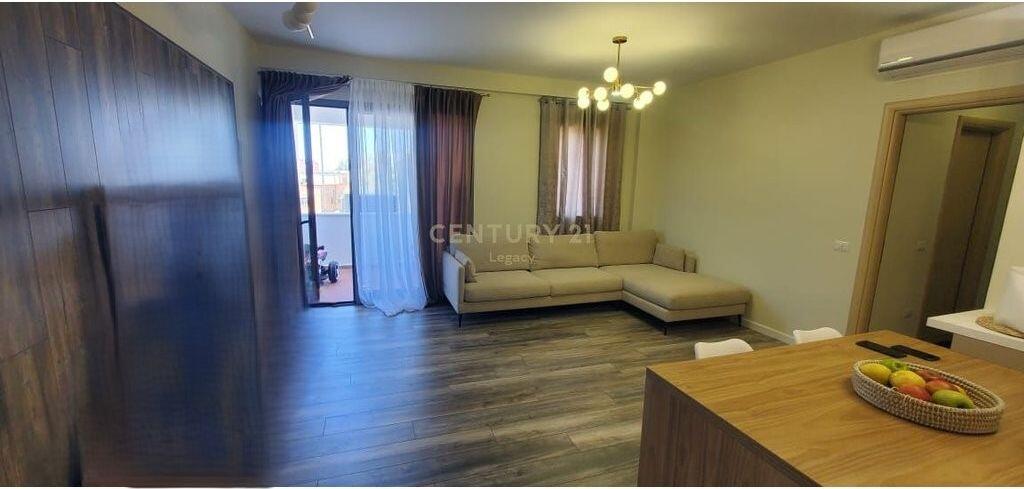 At Police Station No. 4 Dibres Street, Apartment 2+1+2+ Parking space for sale!!!