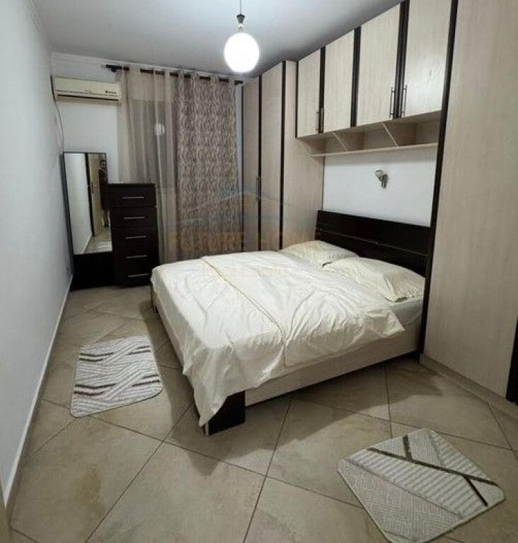 Affitto, Appartamento 3+1, Via Kavaja, Tirana.