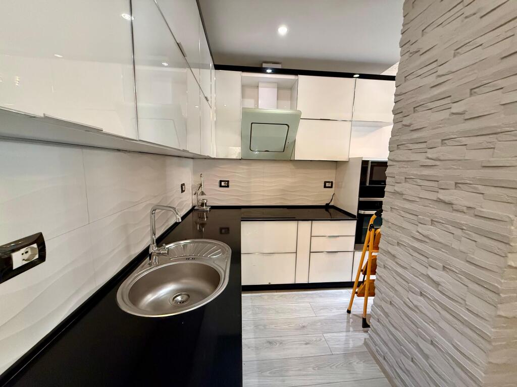 📣 SUPER RENT Apartment 1+1 With Balcony 📍 Near the Municipality Underpass 🛣️ "Shkelqim Fusha" Street ✨  🏢 New Building 🪜 2nd Floor (Residential, No Elevator) 🛋️ Furnished with Modern Conditions  💶 Price 600 Euro