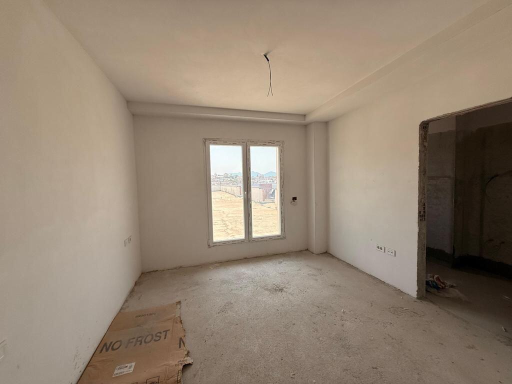 🌟 Apartment 2+1+2 with Veranda for Sale – Developed Area of Ali Demi