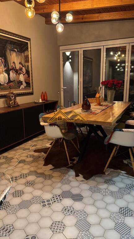 SHITET APARTAMENT UNIK TEK GJYKATA DURRES