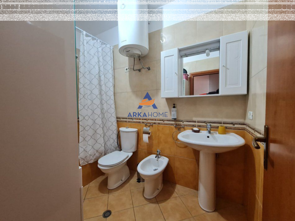 JEPET ME QIRA APARTAMENT 1+1 "PRANE GJIMNAZIT SINAN TAFAJ" 750 EURO