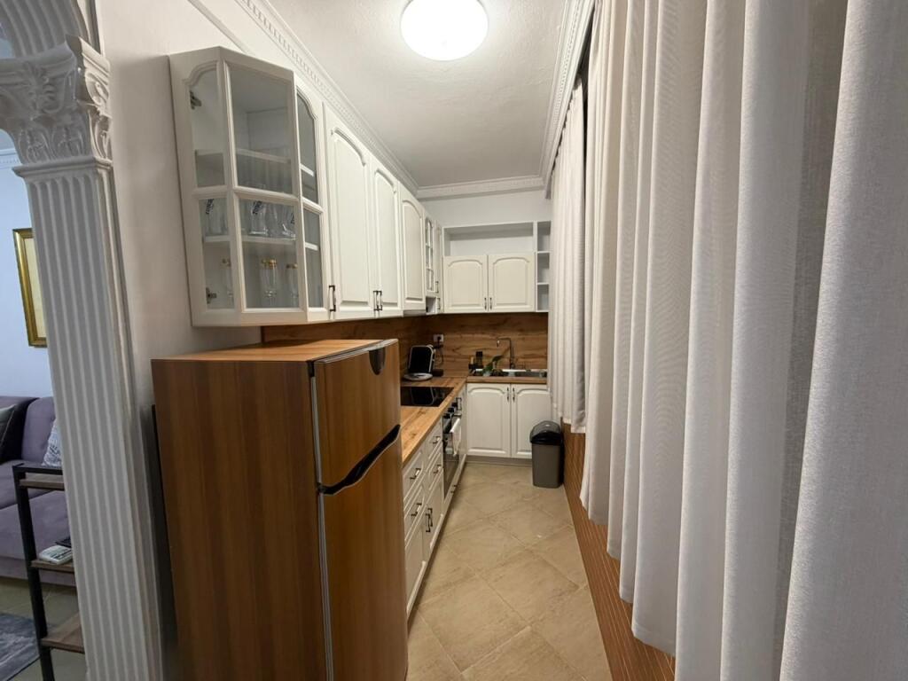 📣 AFFITTO: Appartamento 2+1 📍 Ex-Esposizione💶 Prezzo: 80.000 Lek/mese