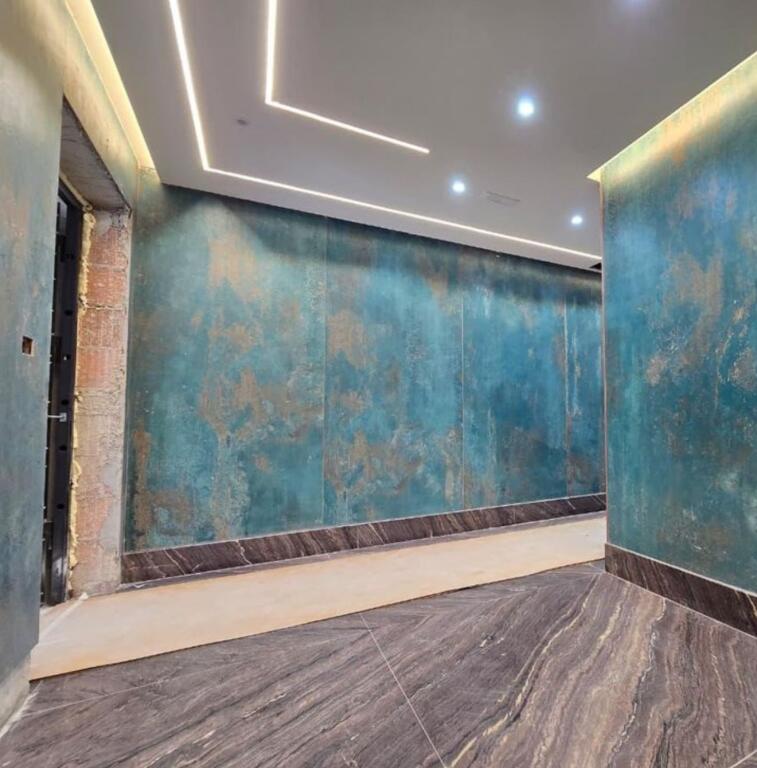 🌟 Jepet me Qira – Zyrë Open Space 136 m², Rruga e Kosovareve