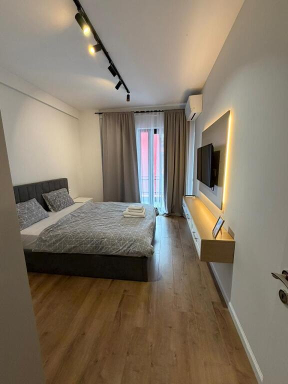 APARTAMENT PER SHITJE FARMACIA 10