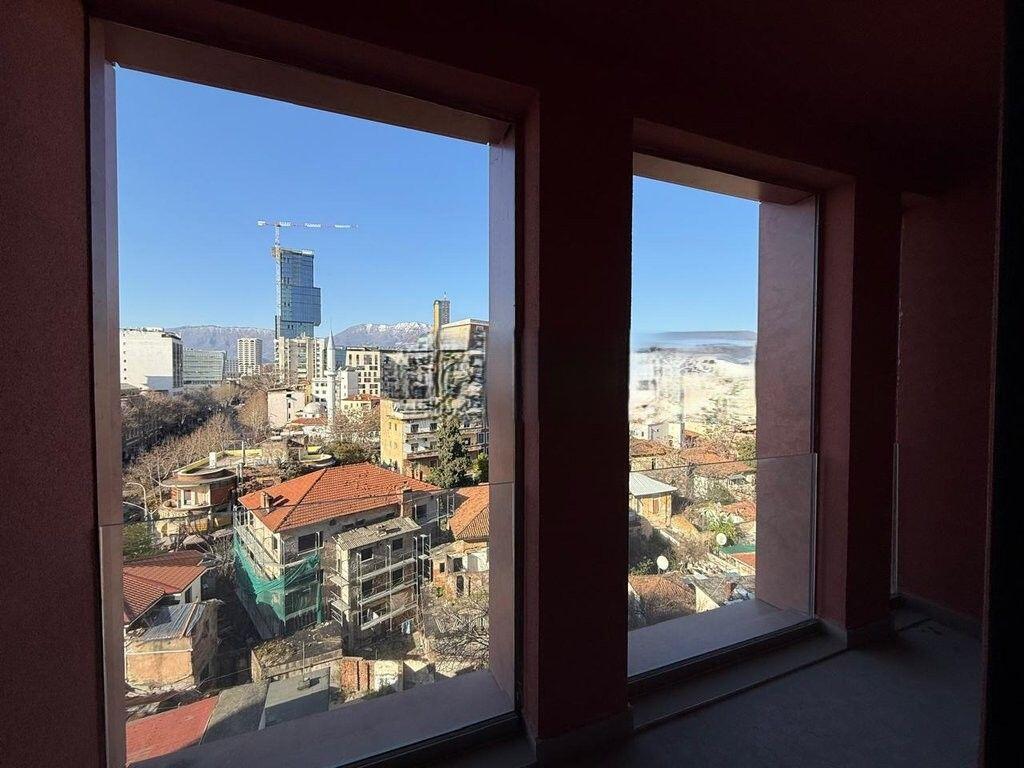 Ufficio 2+1+2 in Affitto in Via Kavaja, Tirana 750 € /Mese