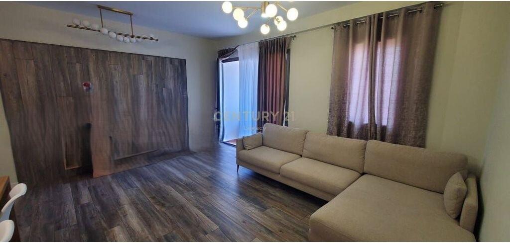 At Police Station No. 4 Dibres Street, Apartment 2+1+2+ Parking space for sale!!!