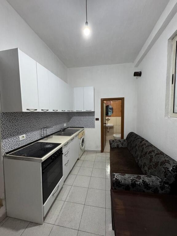 Affittasi il Primo Piano di una Casa Privata – Don Bosko (La Moschea)!
