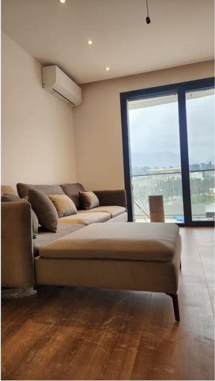 Apartament per qira te Liqeni i Thate