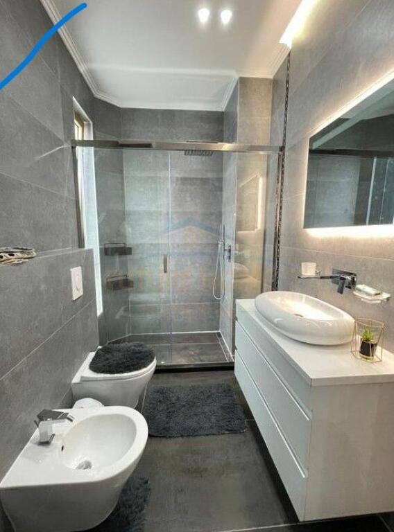 In vendita, Hotel, Misto Mame, Tirana