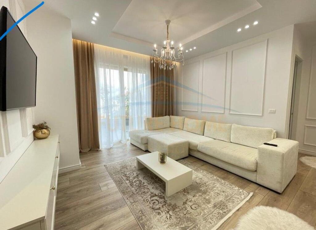 Qira, Apartament 2+1+Post Parkimi, afer me Stadiumin Air Albania, Tirane.