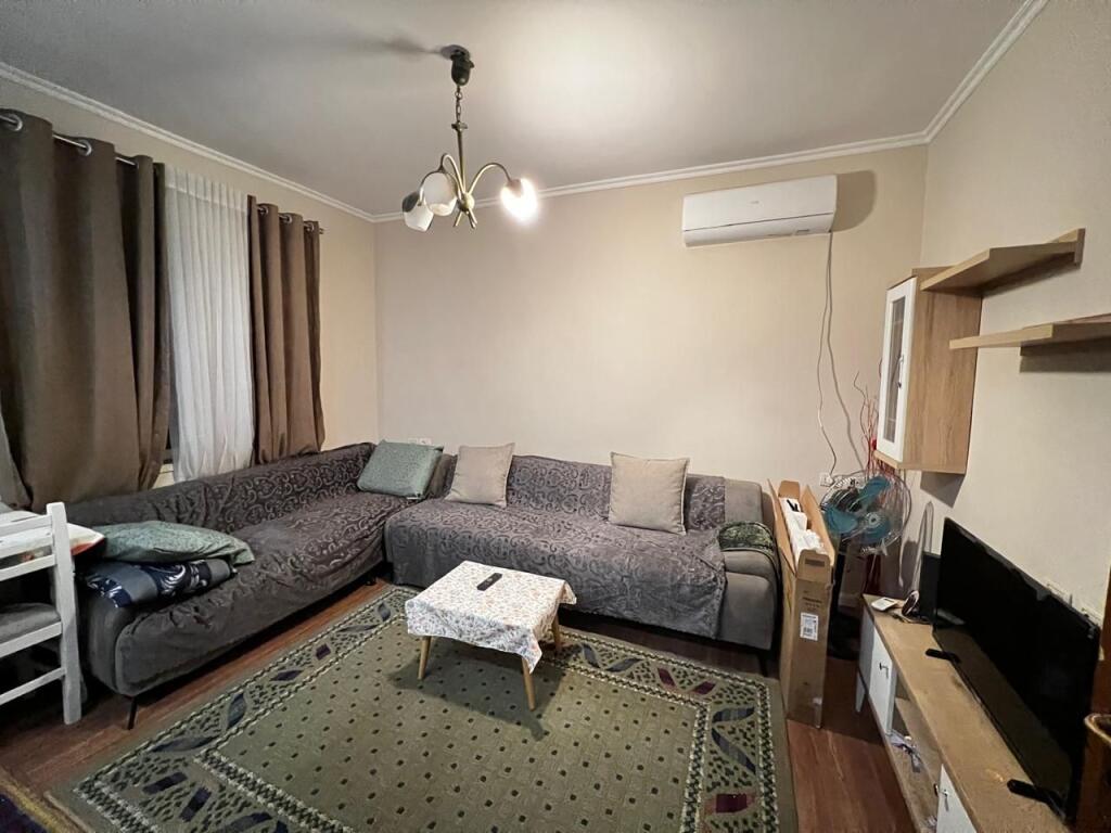 🏠 Appartamento 2+1 in affitto – Via Fortuzi