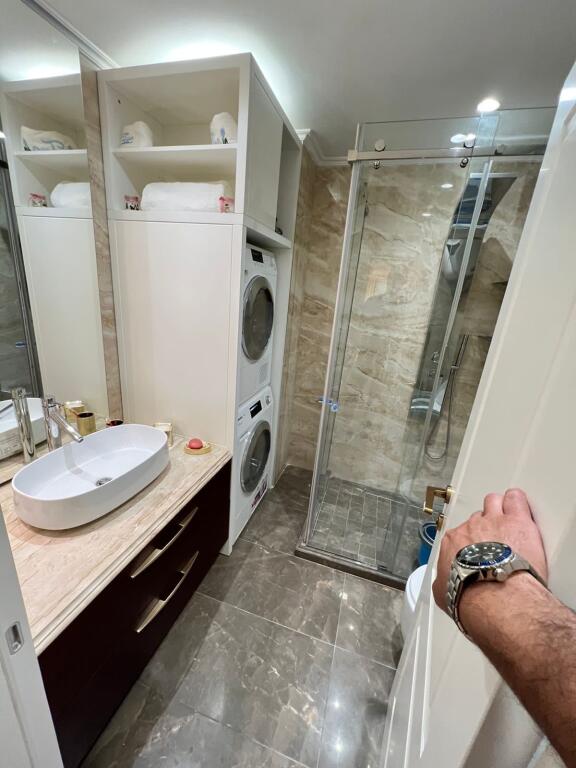 Apartment 2+1+2 for sale near the Dry Lake  Price: 300,000 € Floor: 3  Area:  • Total area: 108 m²  • Net area: 98 m²