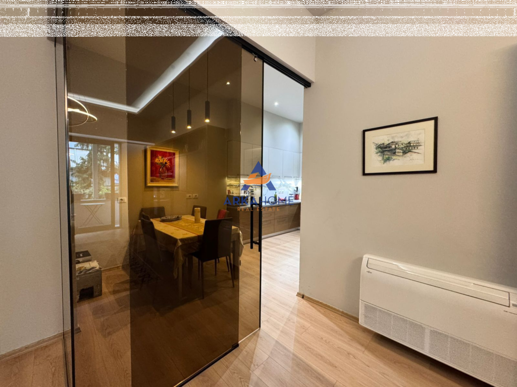 * SHITET APARTAMENT 3+2 "RRUGA “PETI”, LIQENI I THATË" 300.000 EURO