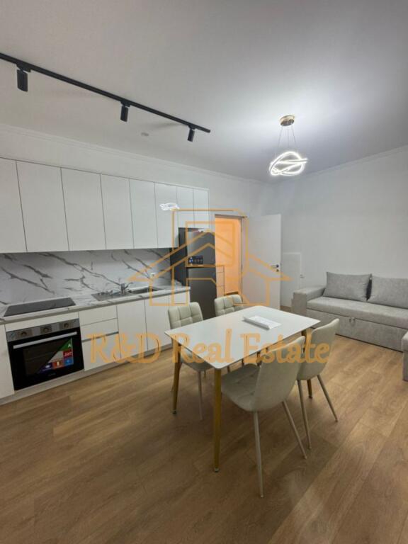 🏡 Appartamenti 1+1 in affitto in una villa su 3 piani (Villa nuova)