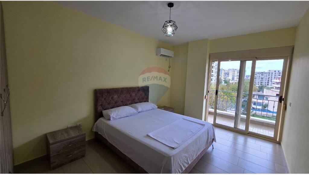 🏠 Appartamento 2+1 + Garage– In Affitto a Lungo Termine 📍 Via Haziz Xhyheri, Lungomare – dietro Hannover Bar, Vlora