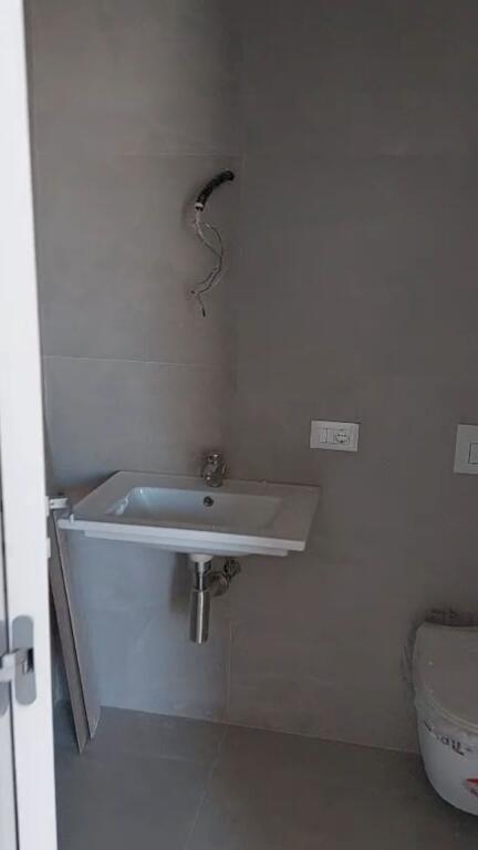 Shitet Apartament 1+1 tek kodra e diellit 2, Me hipoteke