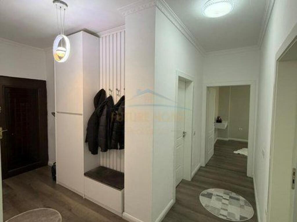Shitet, Apartament 2+1, Don Bosko, Tiranë.