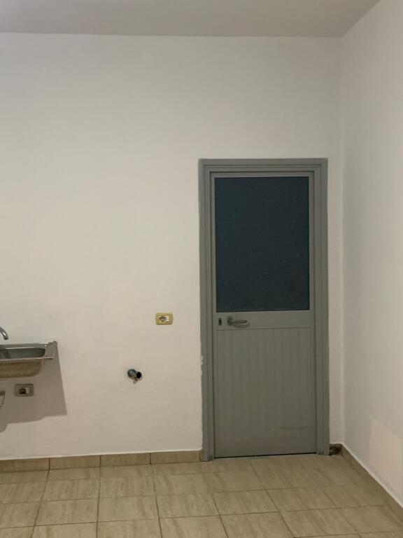 NEGOZIO IN AFFITTO ISTITUTO