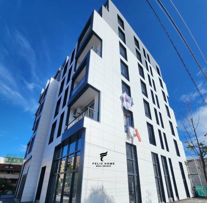 SHOP FOR SALE 520M2 ELECTRIC MARKET 850,000 EURO