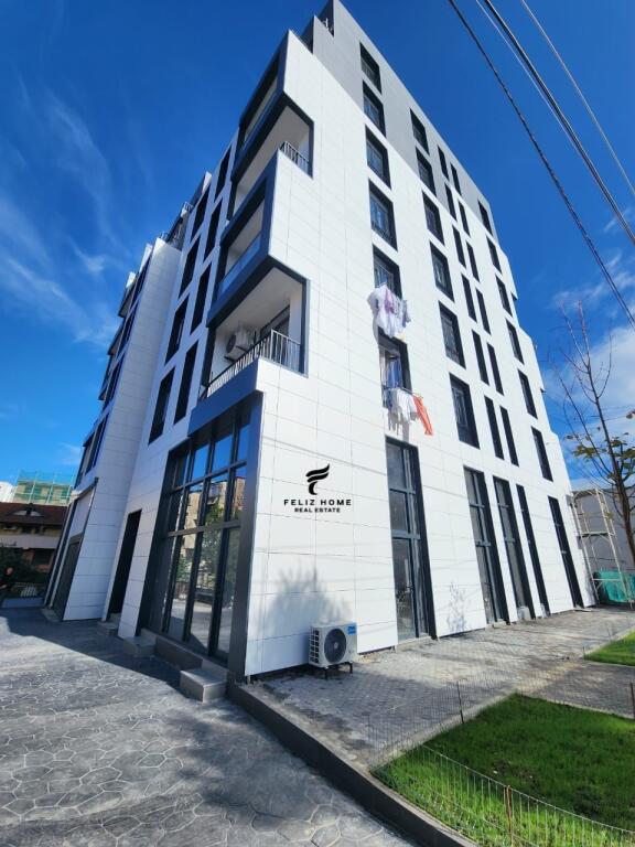 SHOP FOR SALE 520M2 ELECTRIC MARKET 850,000 EURO