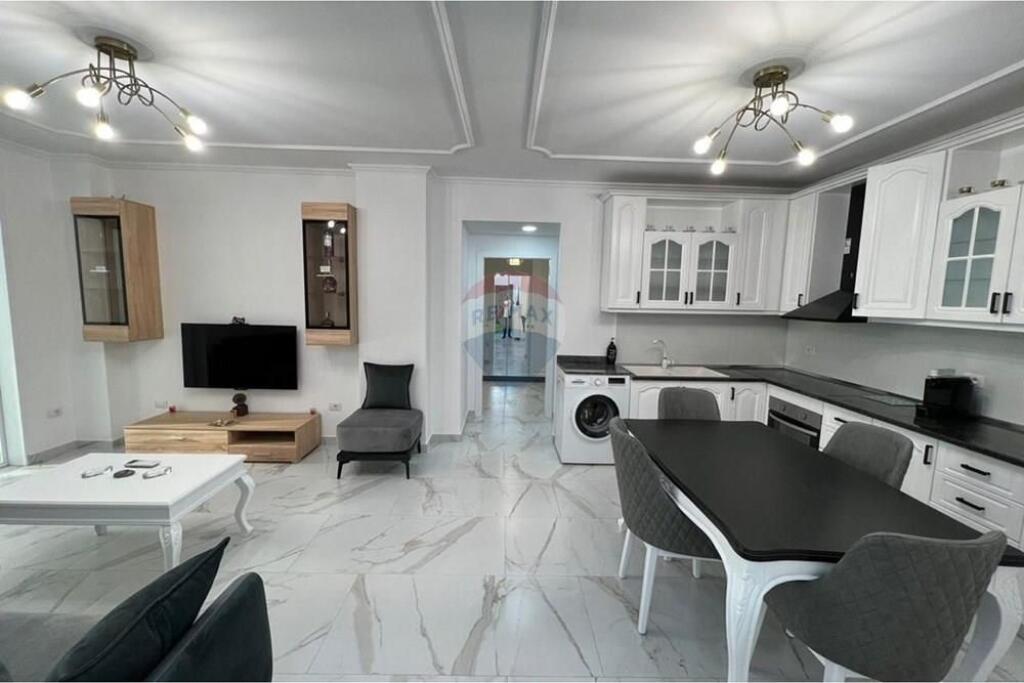 QIRA APARTAMENT