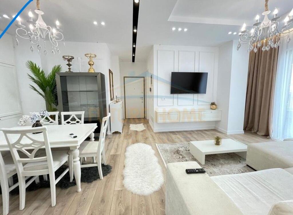 Qira, Apartament 2+1+Post Parkimi, afer me Stadiumin Air Albania, Tirane.