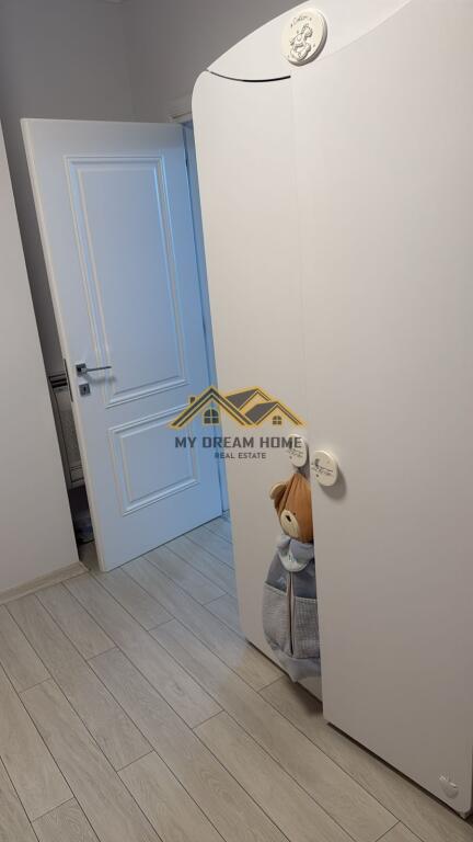 SHITET APARTAMENT UNIK TEK GJYKATA DURRES