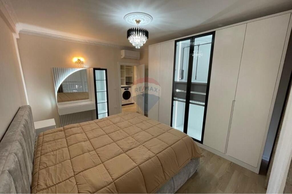 Qira/ Apartament 2+1+2+p. parkimi te L. i Thate
