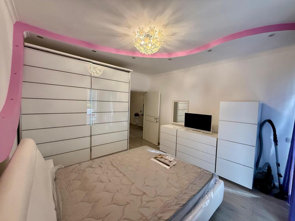 📣 SUPER RENT Apartment 1+1 With Balcony 📍 Near the Municipality Underpass 🛣️ "Shkelqim Fusha" Street ✨  🏢 New Building 🪜 2nd Floor (Residential, No Elevator) 🛋️ Furnished with Modern Conditions  💶 Price 600 Euro