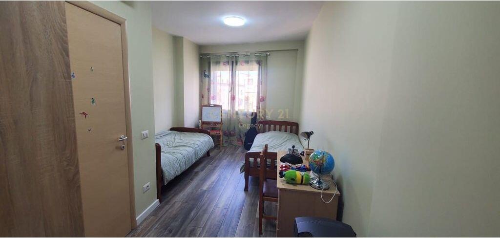At Police Station No. 4 Dibres Street, Apartment 2+1+2+ Parking space for sale!!!
