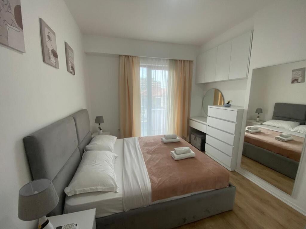 Via Kavaja, Affittiamo appartamento 1+1