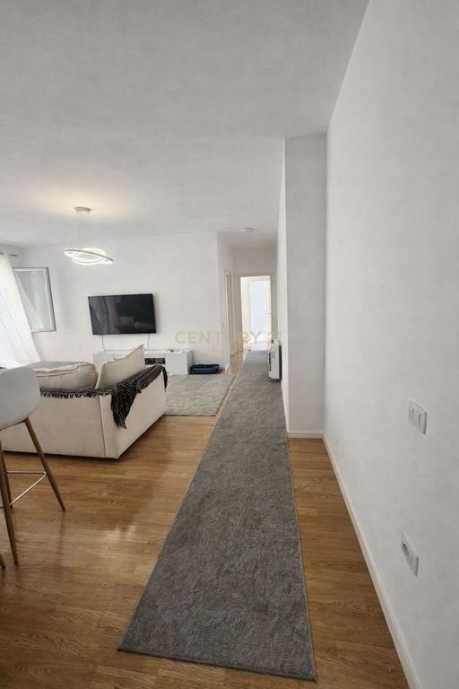 ✨ Apartament 3+1 për Shitje – Liqeni i Thatë, Tirane (120 m² + Kopsht/Verandë)