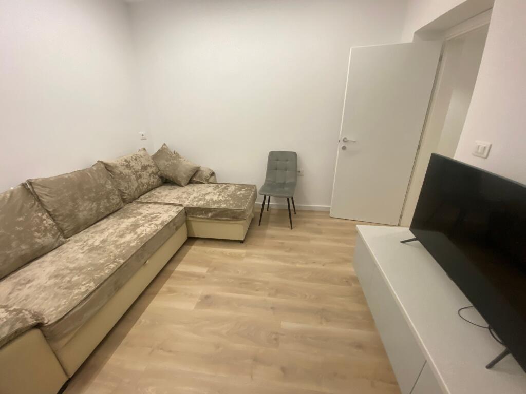 1+1,furnished at the former drr restaurant,price 500 thousand leke