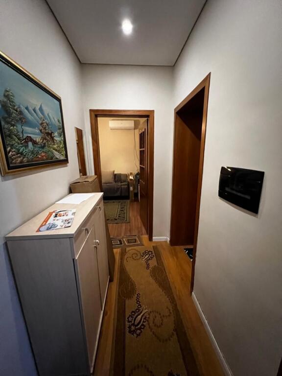 🏠 Appartamento 2+1 in affitto – Via Fortuzi