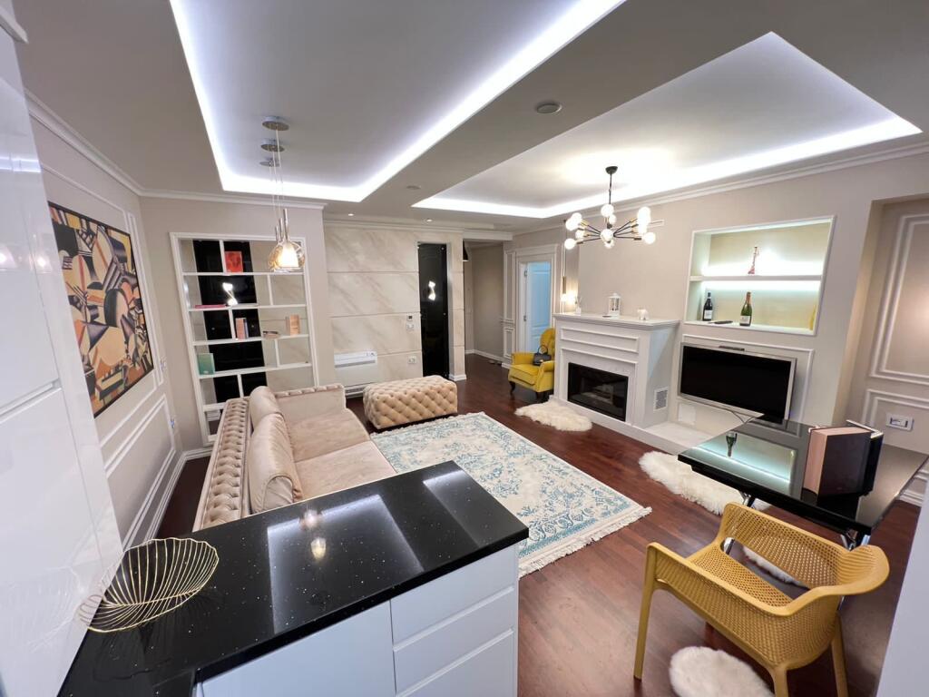Apartment 2+1+2 for sale near the Dry Lake  Price: 300,000 € Floor: 3  Area:  • Total area: 108 m²  • Net area: 98 m²