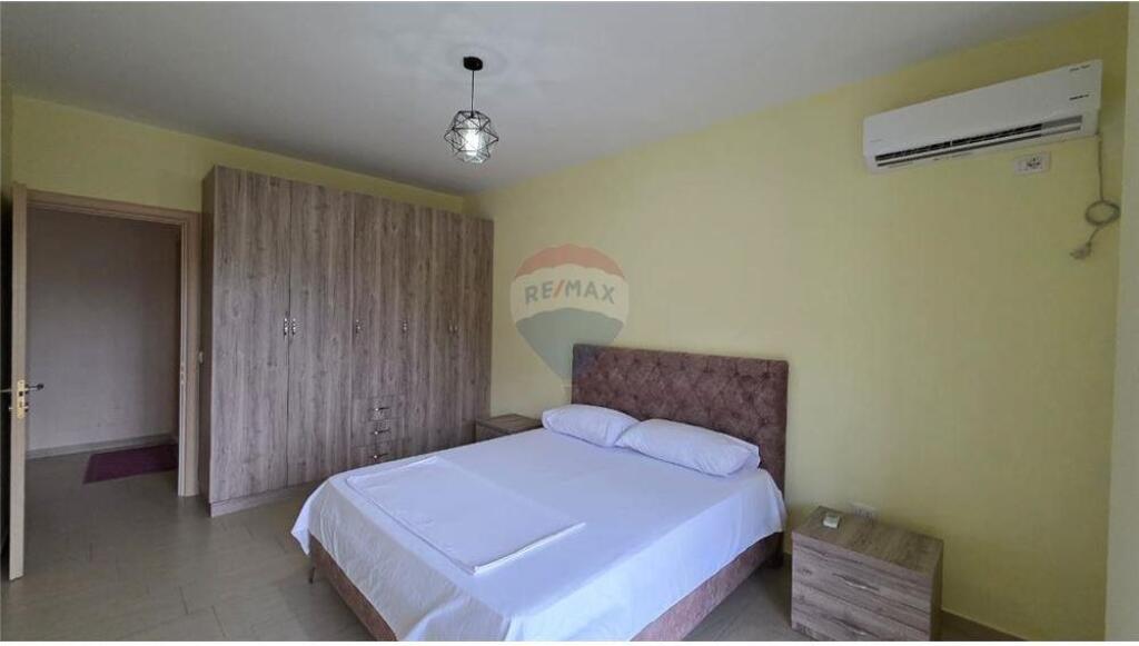 🏠 Appartamento 2+1 + Garage– In Affitto a Lungo Termine 📍 Via Haziz Xhyheri, Lungomare – dietro Hannover Bar, Vlora