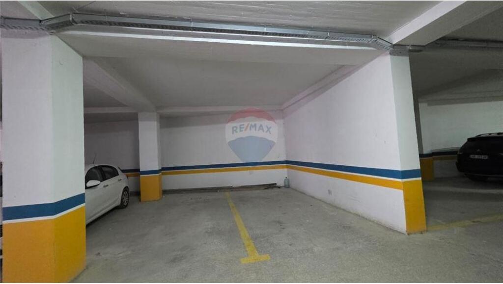 🏠 Appartamento 2+1 + Garage– In Affitto a Lungo Termine 📍 Via Haziz Xhyheri, Lungomare – dietro Hannover Bar, Vlora