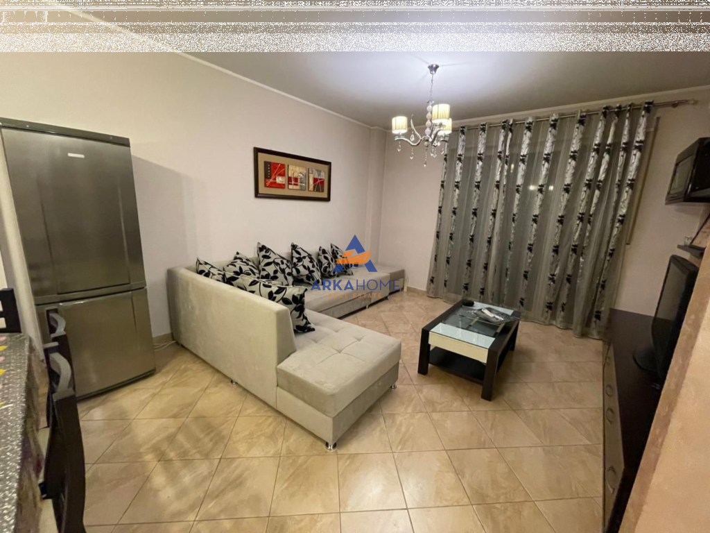 AFFITTASI APPARTAMENTO 2+1+ BALCONE "RRUGA QEMAL STAFA , ISH PROFARMA" 700 EURO