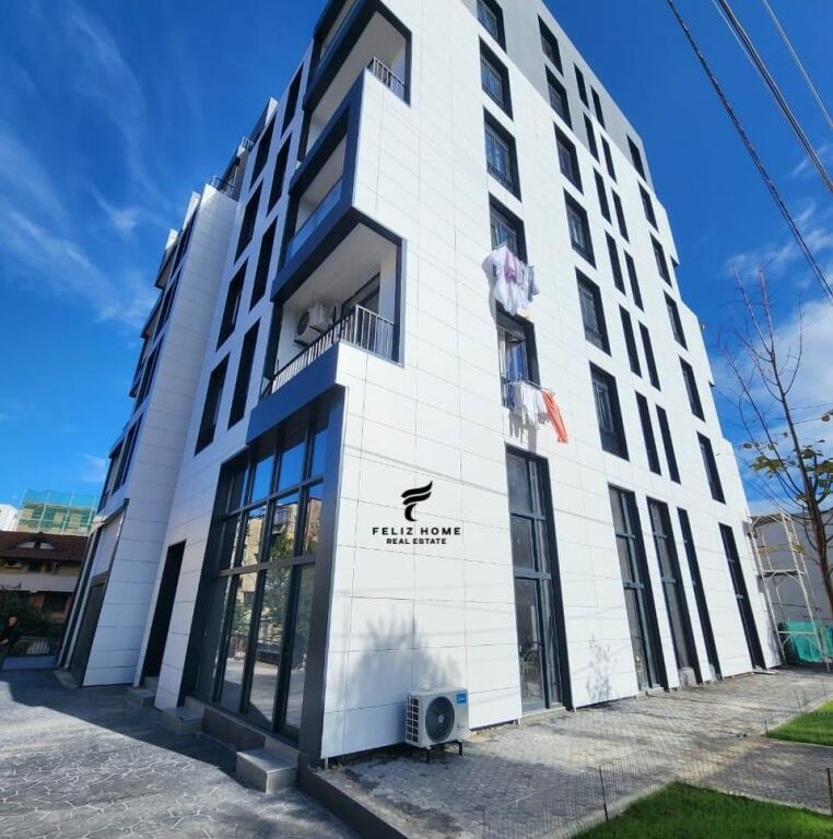 SHOP FOR SALE 520M2 ELECTRIC MARKET 850,000 EURO