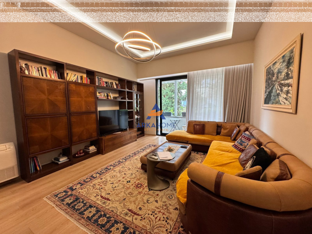 * SHITET APARTAMENT 3+2 "RRUGA “PETI”, LIQENI I THATË" 300.000 EURO