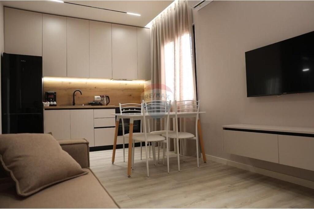 Appartamento - In Affitto - Via 5 Maji, Tirana