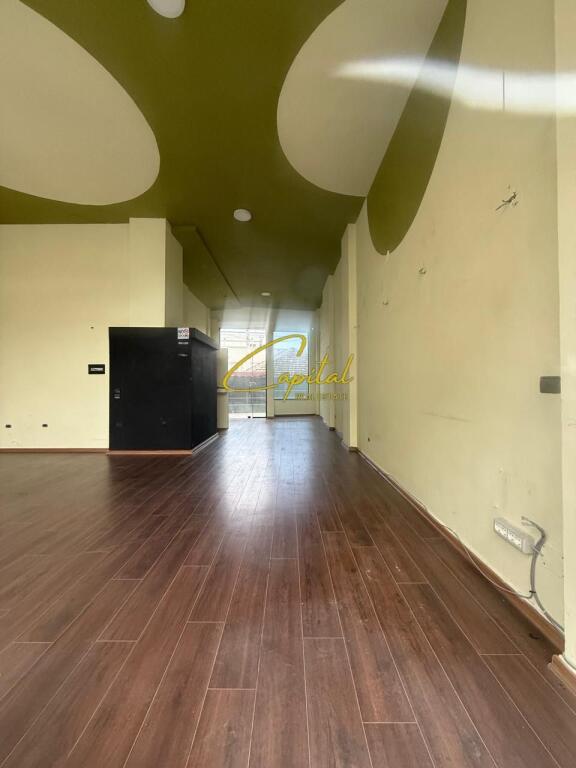 NEGOZIO IN AFFITTO 75 M2 CITTA STUDENTESCO 800 EURO