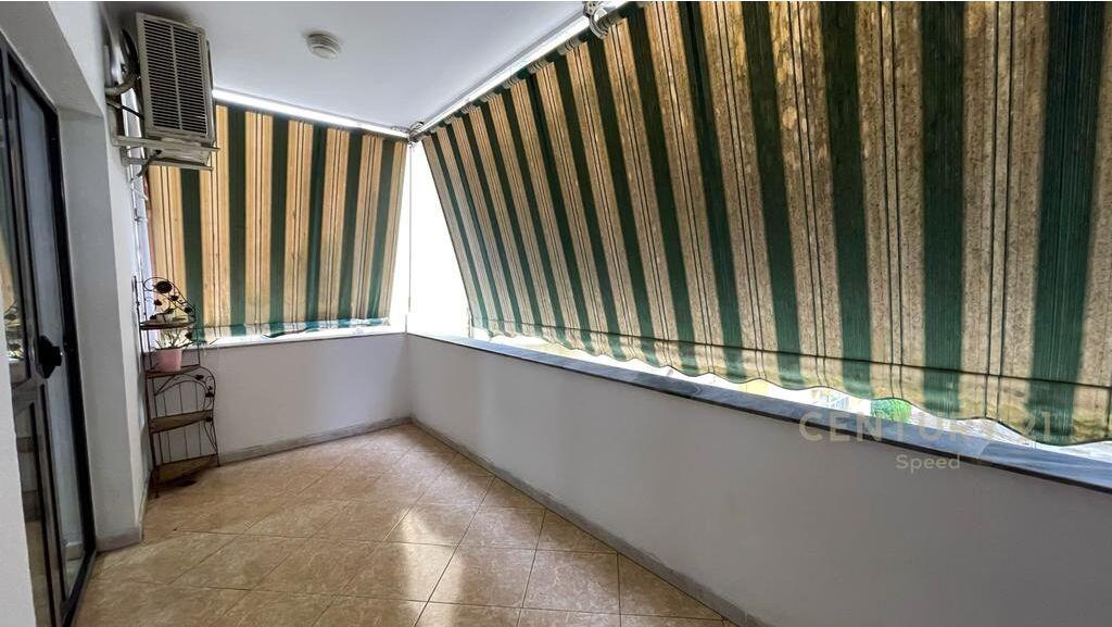 Apartment 2+1+2 for rent at Komuna e Parisit!