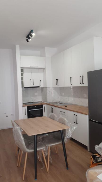 Apartament 1+1 me Qira – Rezidenca Kadiu | Ali Demi