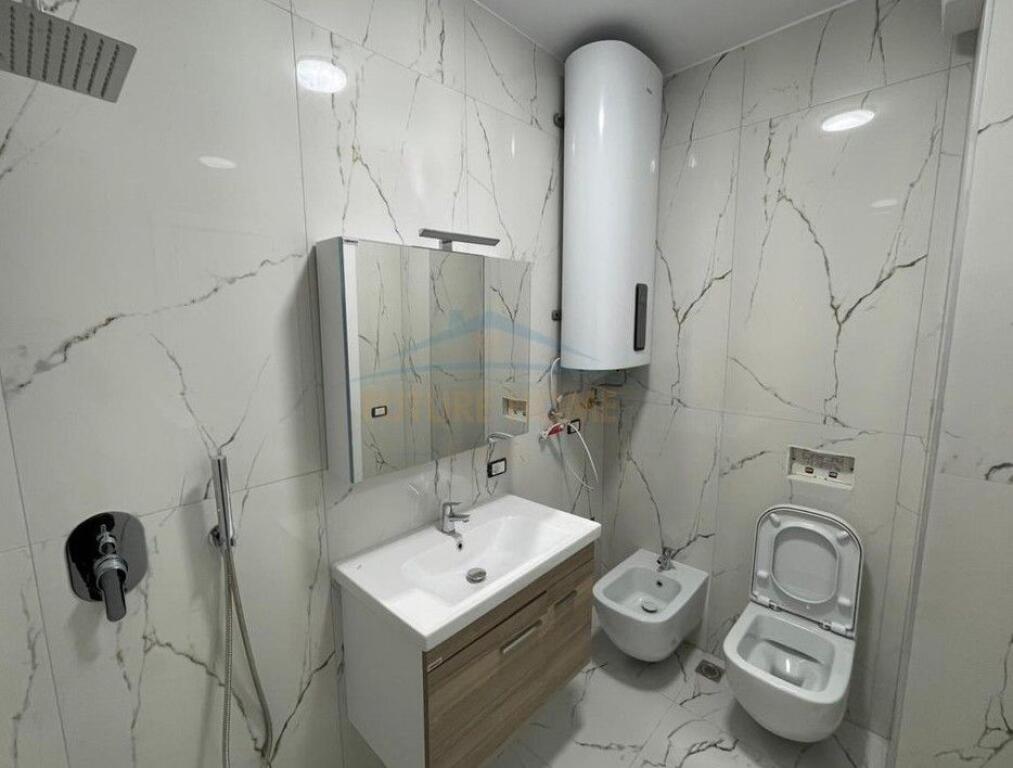 Qera, Apartament 2+1+2 tek Fusha e Aviacionit, Tirane.