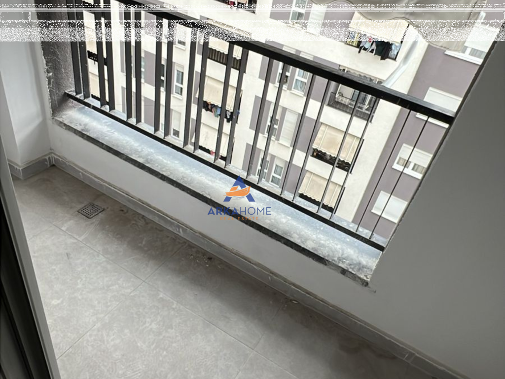 APPARTAMENTO IN AFFITTO 2+1+BALCONE "5 MAGGIO" 50000 LEKE (TRATTABILE)